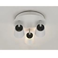 GAMMA Opbouwspot Cassino 3-lichts Wit 17 GAMMA Opbouwspot Cassino 3-lichts Wit -Gamma 123 1114